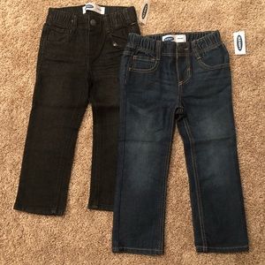 2 pairs Old Navy jeans size 3T
